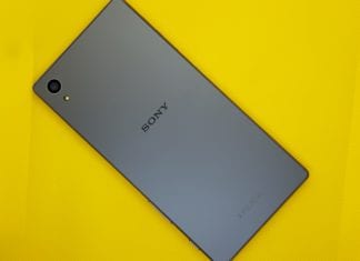 Commercialisation du Sony Xperia F fin 2019 ou début 2020 ?