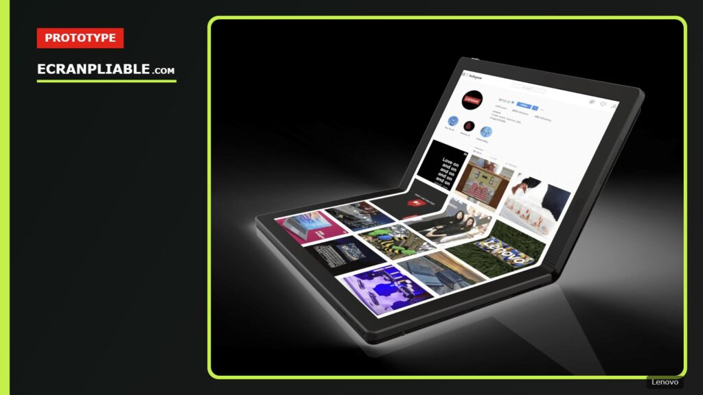 Prototype de PC Lenovo à écran pliable ouvert en mode ordinateur portable