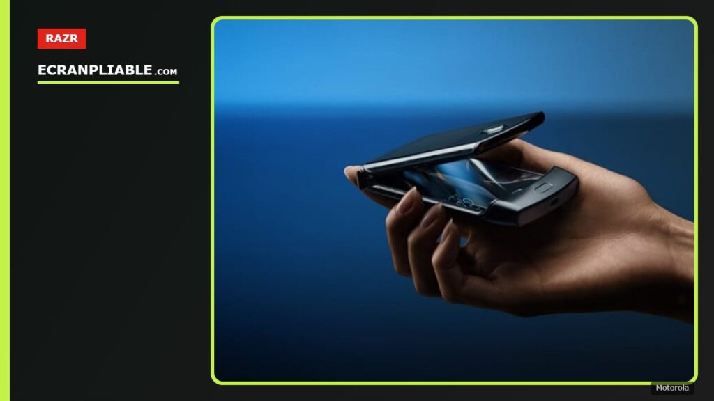 Motorola Razr pliable, ouvert et fermé